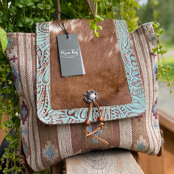 MYRA BAG ORIENTAL RUG BACKPACK - Picture 3 of 10